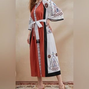 Floral print colorblock Bell Sleeve belted dress